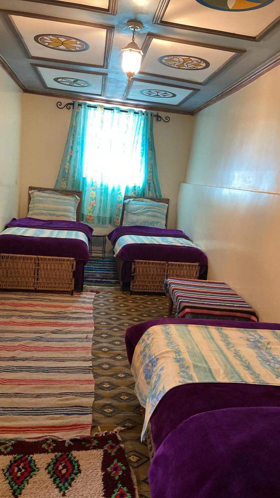 Hotel Kasbah Ait Bouguemez à Agouti Extérieur photo